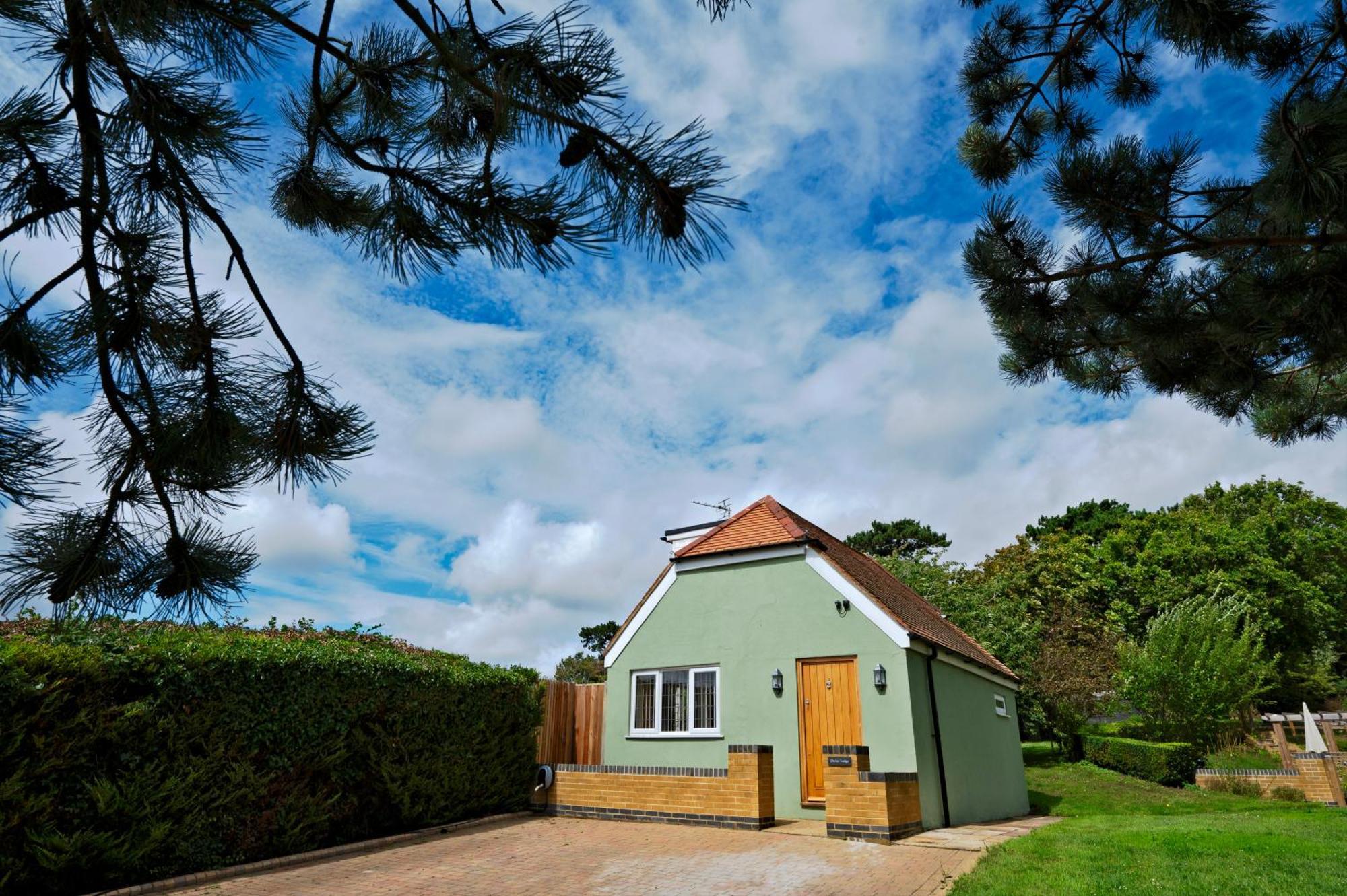 Owlet Lodge Chislet Экстерьер фото